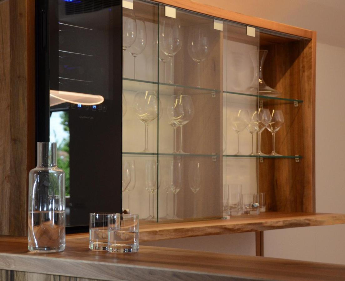 Apartma Tale โคบาริด ภายนอก รูปภาพ