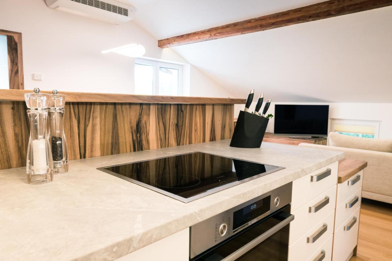 Apartma Tale โคบาริด ภายนอก รูปภาพ